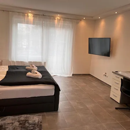 Lux Business * Weil am Rhein