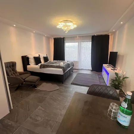 Lux Business *